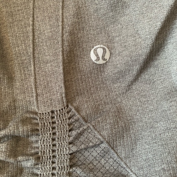 Lululemon in the Flow Crop - Picture 2 of 4